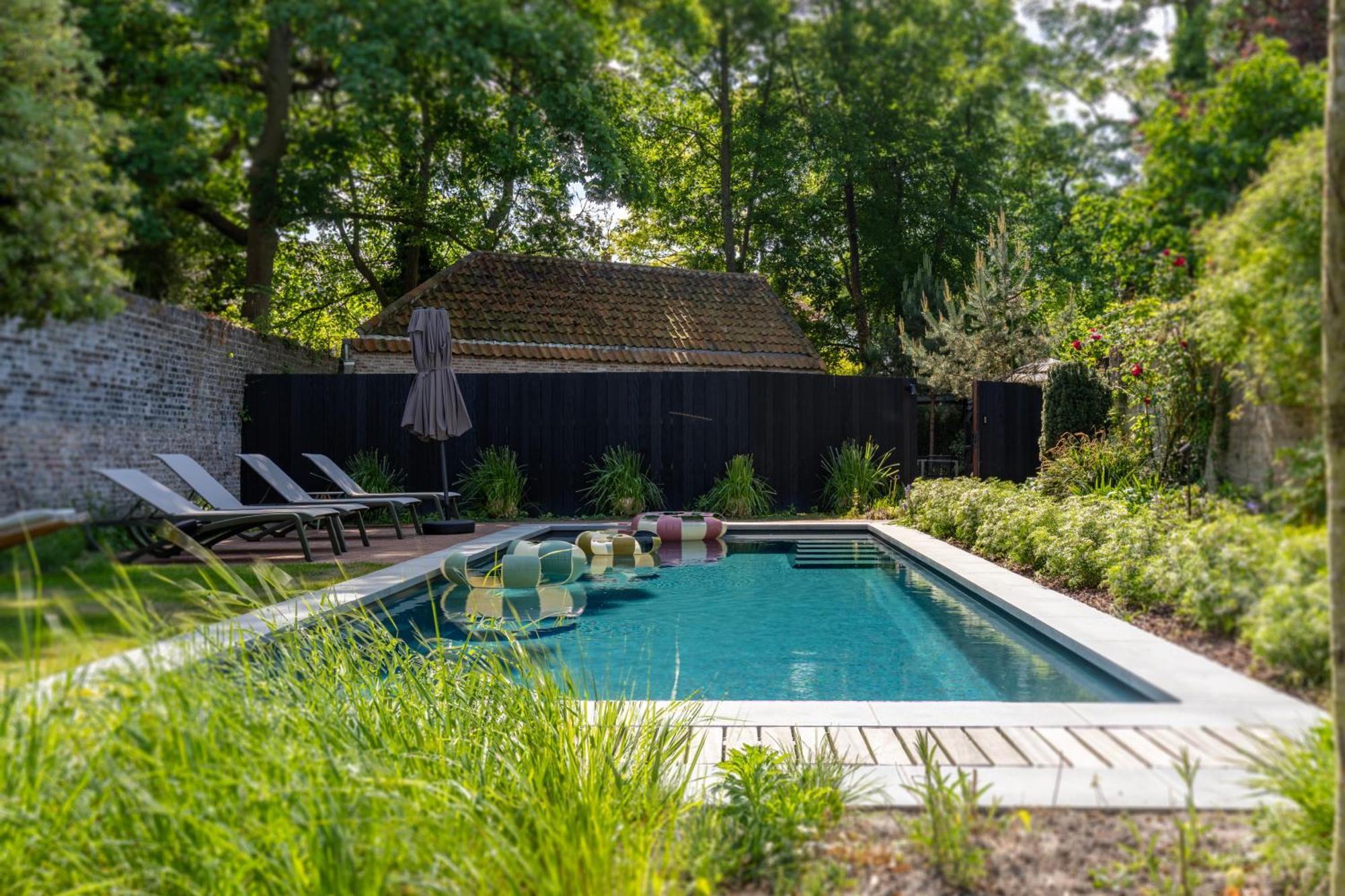 B'Guest Sleep & Retreat Bed & Breakfast Bruges Exterior photo